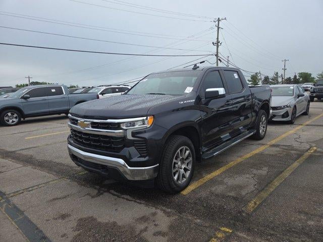 2022 Chevrolet Silverado 1500 Crew Cab Short Box 4-Wheel Drive LT 1LT