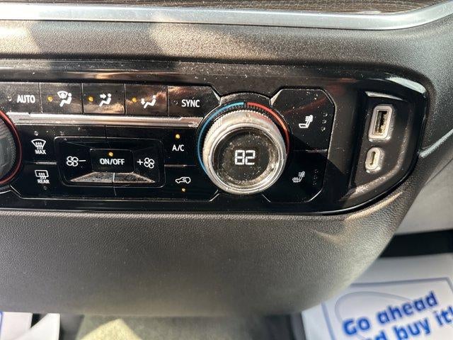2022 Chevrolet Silverado 1500 Crew Cab Short Box 4-Wheel Drive LT 2FL