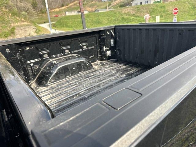 2022 Chevrolet Silverado 1500 Crew Cab Short Box 4-Wheel Drive LT 2FL