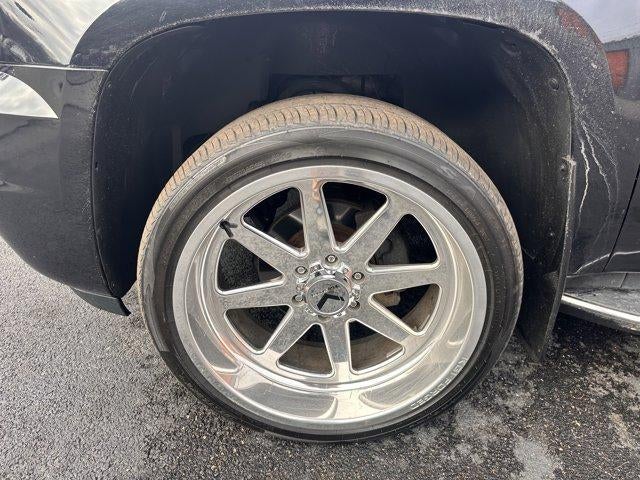 2007 GMC Yukon Denali AWD 4dr