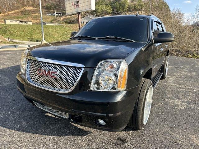 2007 GMC Yukon Denali AWD 4dr