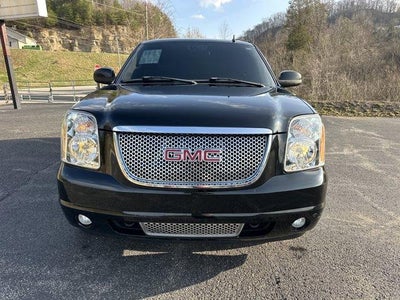 2007 GMC Yukon Denali AWD 4dr