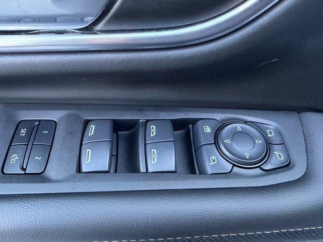 2024 GMC Yukon 4WD 4dr SLT