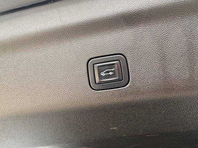 2021 Chevrolet Suburban 4WD LT