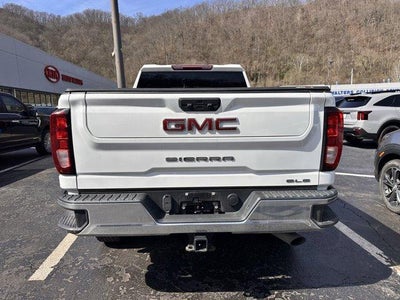 2022 GMC Sierra 2500 HD Double Cab Standard Box 4-Wheel Drive SLE