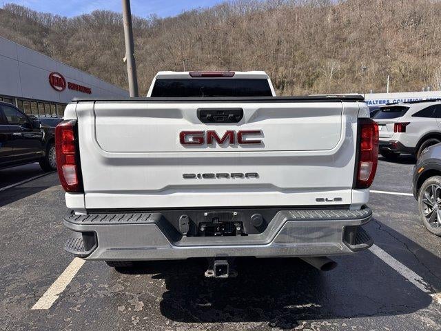2022 GMC Sierra 2500 HD Double Cab Standard Box 4-Wheel Drive SLE
