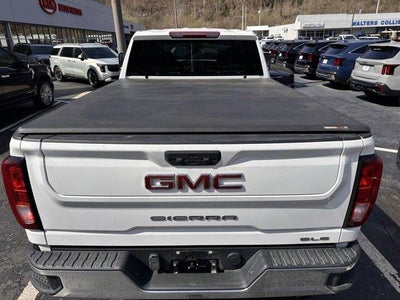 2022 GMC Sierra 2500 HD Double Cab Standard Box 4-Wheel Drive SLE