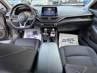 2024 Nissan Altima 2.5 SV Sedan
