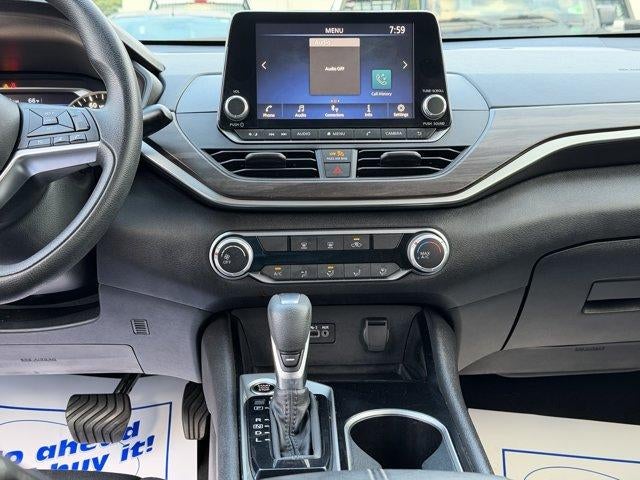 2024 Nissan Altima 2.5 SV Sedan