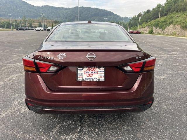 2024 Nissan Altima 2.5 SV Sedan
