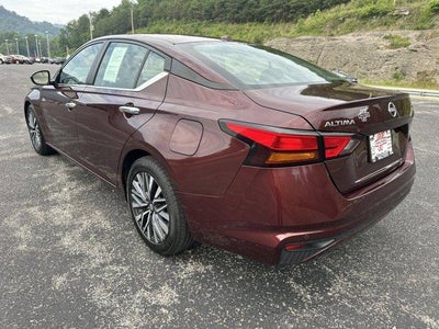 2024 Nissan Altima 2.5 SV Sedan