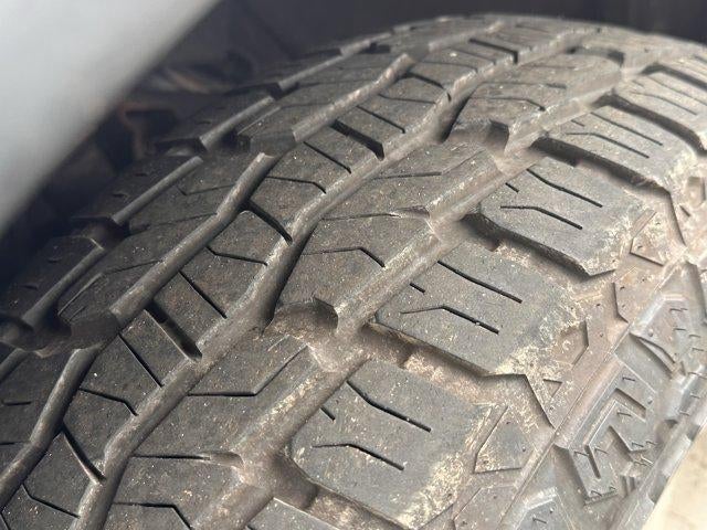 2000 Nissan Frontier 4WD XE