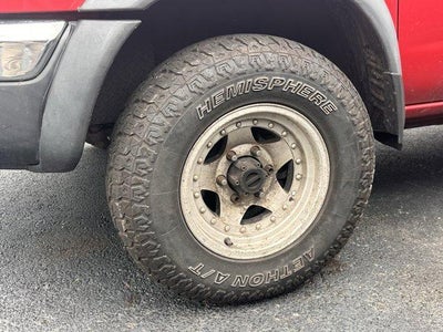 2000 Nissan Frontier 4WD XE