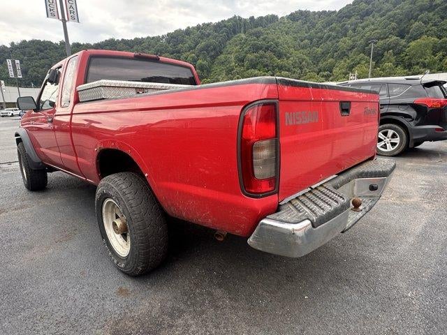 2000 Nissan Frontier 4WD XE