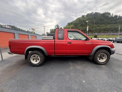 2000 Nissan Frontier 4WD XE
