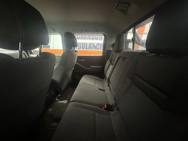 2022 Nissan Frontier Crew Cab 4x4 SV Auto