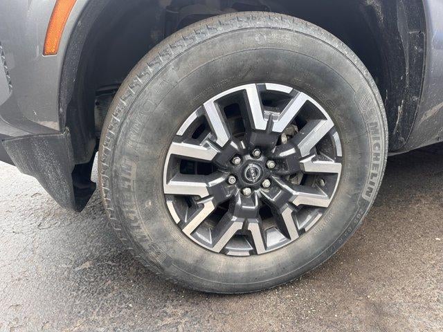 2022 Nissan Frontier Crew Cab 4x4 SV Auto