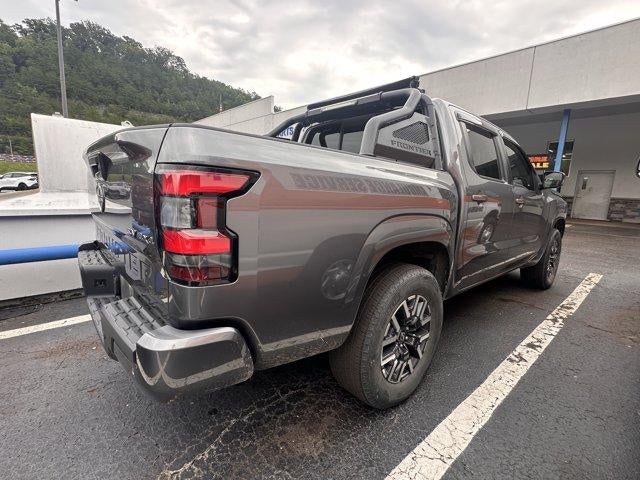 2022 Nissan Frontier Crew Cab 4x4 SV Auto