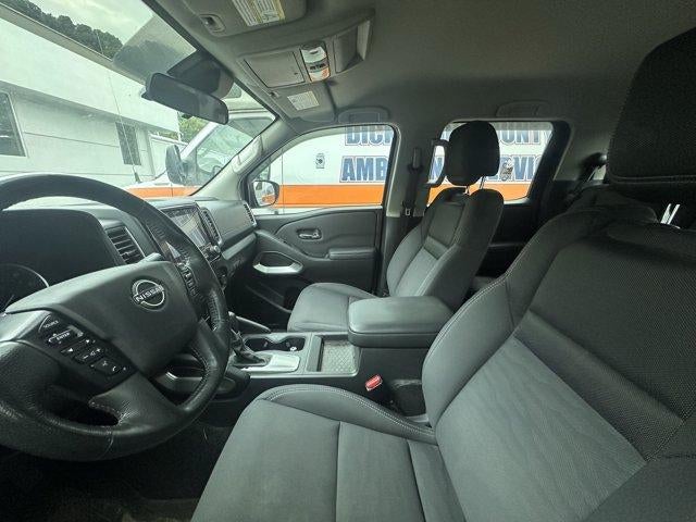 2022 Nissan Frontier Crew Cab 4x4 SV Auto