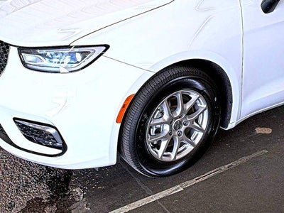 2023 Chrysler Pacifica Touring L FWD