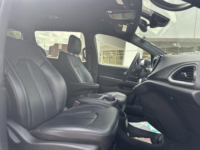 2025 Chrysler Pacifica Select FWD