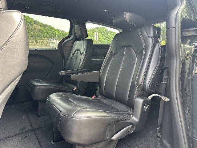 2025 Chrysler Pacifica Select FWD