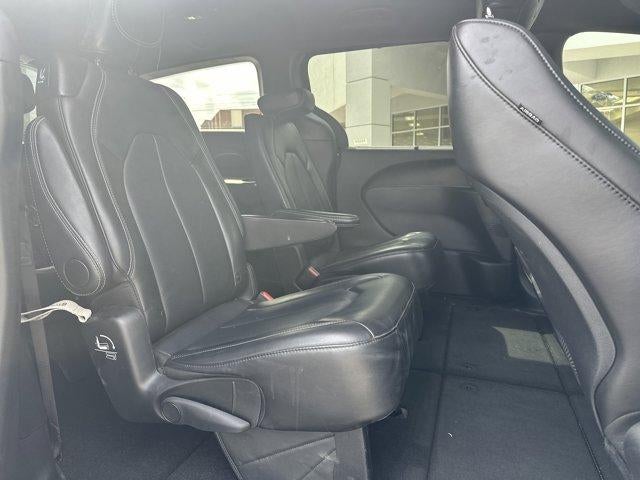 2025 Chrysler Pacifica Select FWD