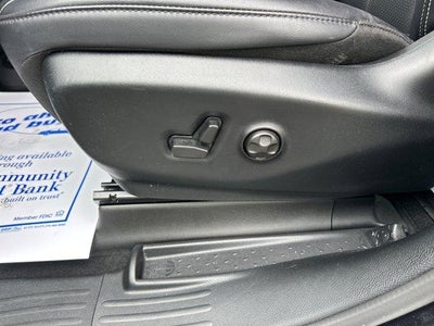 2025 Chrysler Pacifica Select FWD