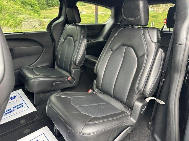 2025 Chrysler Pacifica Select FWD