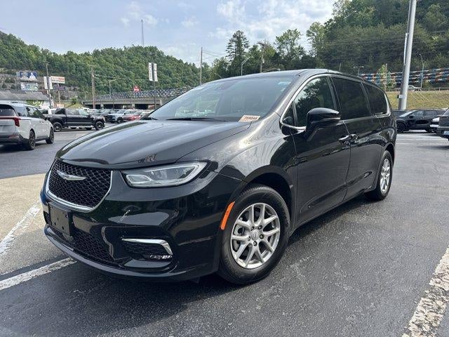 2025 Chrysler Pacifica Select FWD