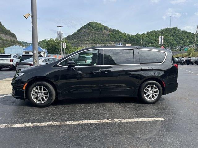 2025 Chrysler Pacifica Select FWD