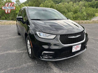 2025 Chrysler Pacifica Select FWD