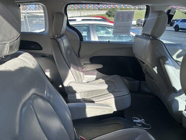 2020 Chrysler Pacifica Limited FWD