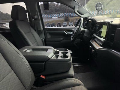 2023 Chevrolet Silverado 1500 Crew Cab Short Box 4-Wheel Drive RST
