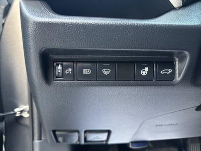 2019 Toyota RAV4 XLE AWD (Natl)