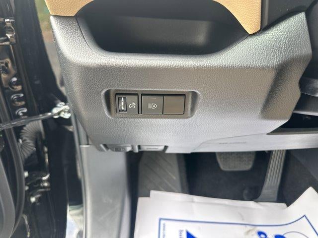 2025 Toyota RAV4 XLE AWD (Natl)