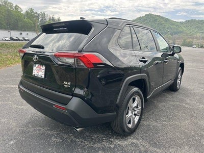 2025 Toyota RAV4 XLE AWD (Natl)