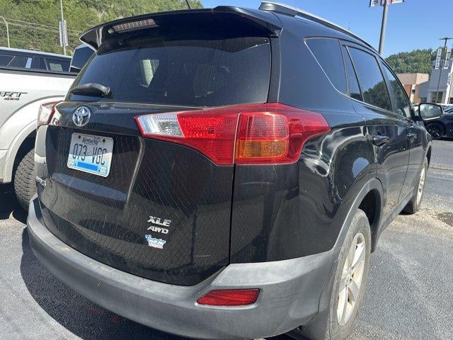 2013 Toyota RAV4 AWD 4dr XLE (Natl)