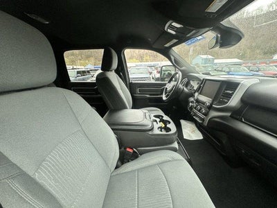 2024 RAM 2500 Big Horn 4x4 Crew Cab 6'4" Box