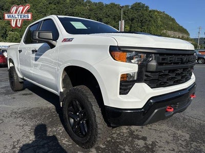 2024 Chevrolet Silverado 1500 Crew Cab Short Box 4-Wheel Drive Custom Trail Boss
