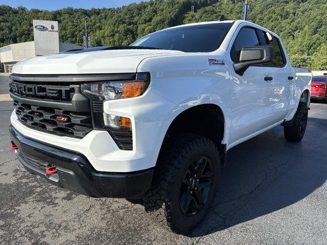 2024 Chevrolet Silverado 1500 Crew Cab Short Box 4-Wheel Drive Custom Trail Boss
