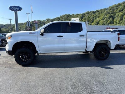 2024 Chevrolet Silverado 1500 Crew Cab Short Box 4-Wheel Drive Custom Trail Boss