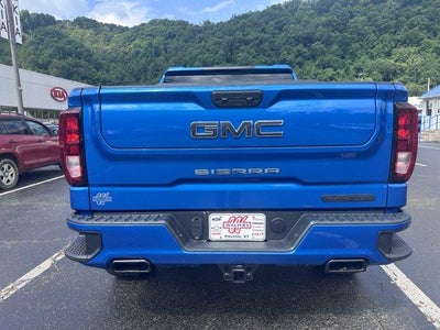 2022 GMC Sierra 1500 Crew Cab Short Box 4-Wheel Drive Elevation 3SB