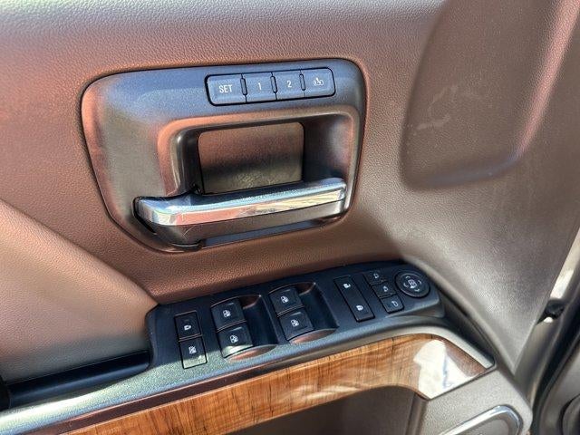 2017 GMC Sierra 1500 Crew Cab Short Box 4-Wheel Drive SLT