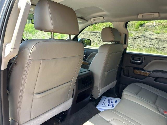 2017 GMC Sierra 1500 Crew Cab Short Box 4-Wheel Drive SLT
