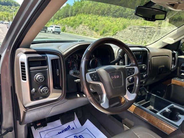 2017 GMC Sierra 1500 Crew Cab Short Box 4-Wheel Drive SLT