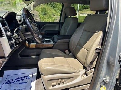 2017 GMC Sierra 1500 Crew Cab Short Box 4-Wheel Drive SLT
