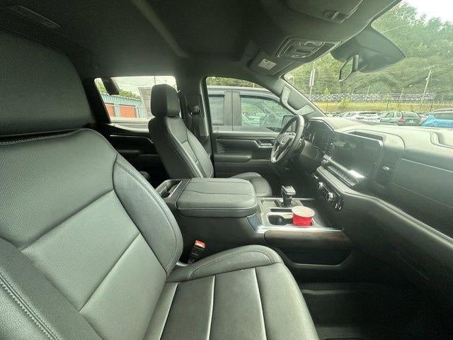2025 GMC Sierra 1500 Crew Cab Short Box 4-Wheel Drive SLT