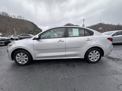 2022 Kia Rio S IVT