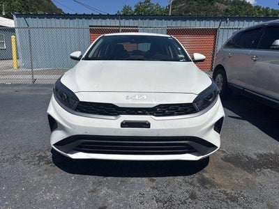 2024 Kia Forte LXS IVT